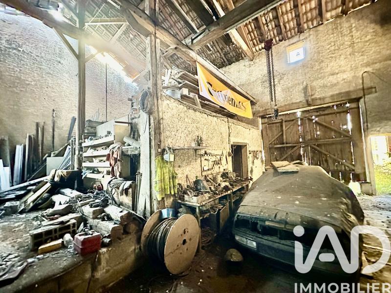 Maison - 650 m² - 14 pièces