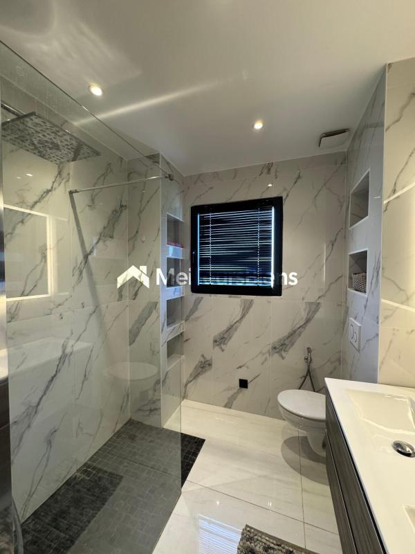 Villa - 130 m² - 5 pièces