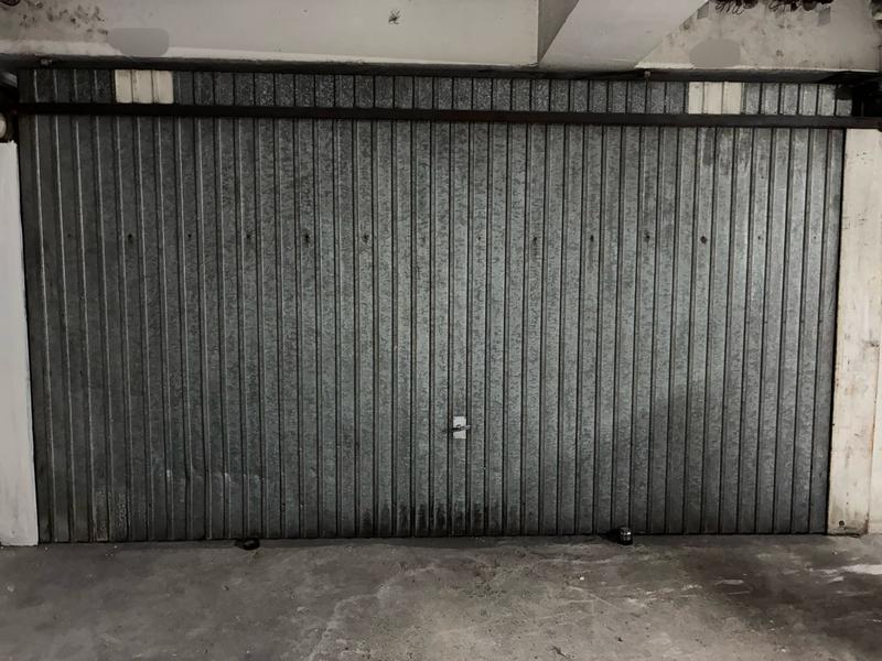 Parking / Garage - 25 m²
