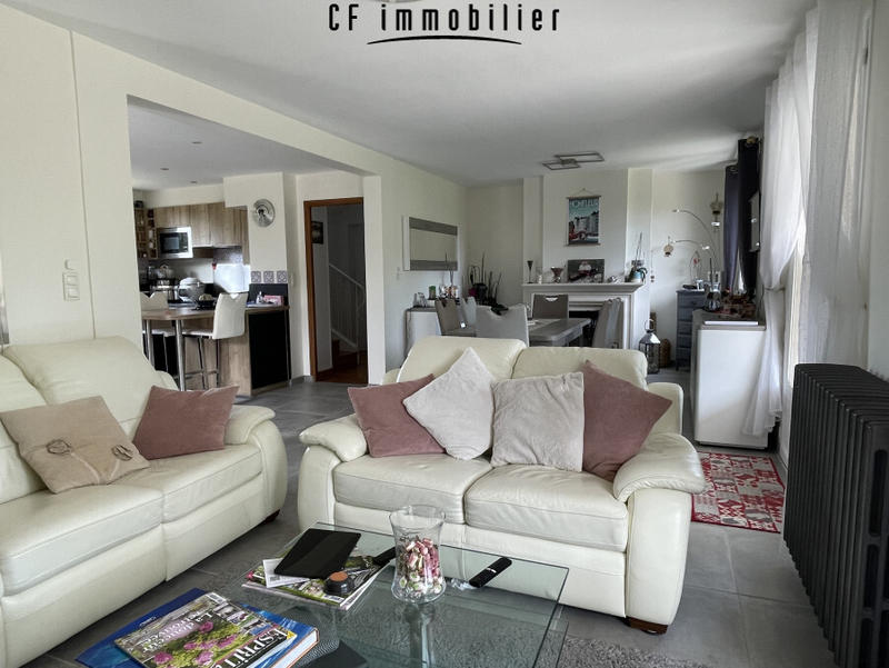 Maison - 143 m² - 6 pièces