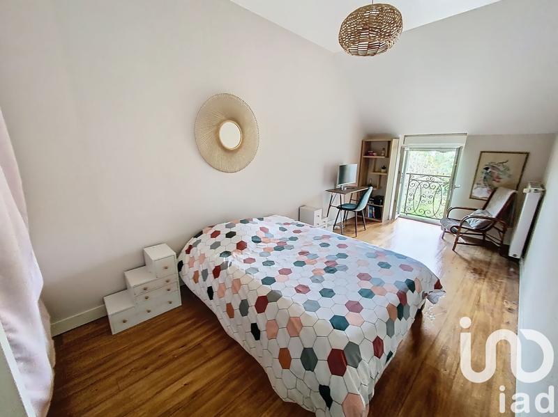 Maison - 263 m² - 10 pièces