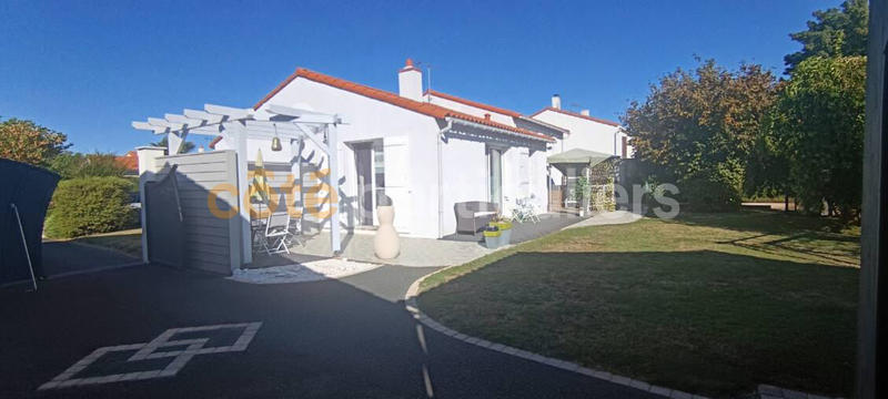 Maison - 93 m² - 4 pièces