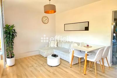 Maison - 65 m² - 3 pièces