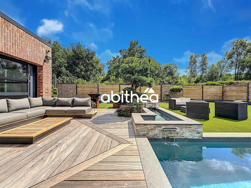 Villa - 388 m² - 9 pièces