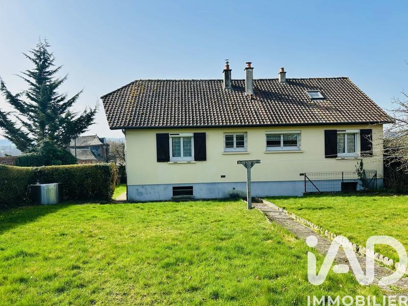 Maison - 99 m² - 5 pièces