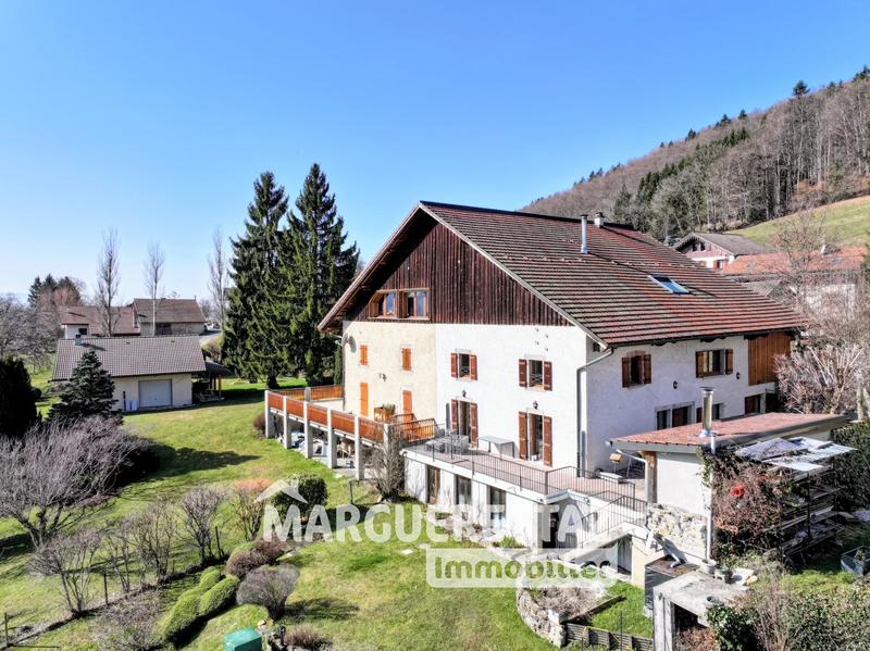 Maison - 190 m² - 5 pièces