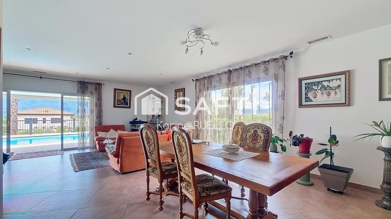 Maison - 190 m² - 5 pièces