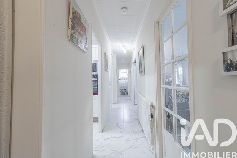 Maison - 95 m² - 5 pièces