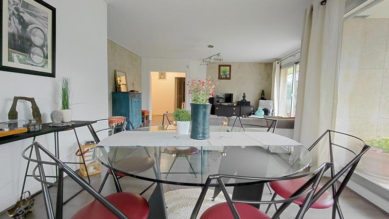 Appartement - 125 m² - 5 pièces