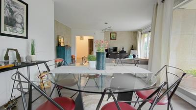 Appartement - 125 m² - 5 pièces