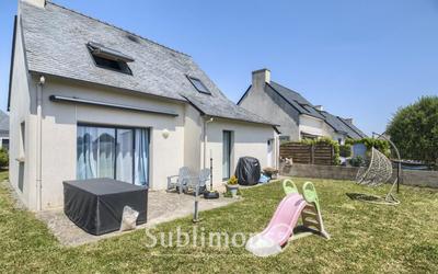 Maison - 80 m² - 5 pièces