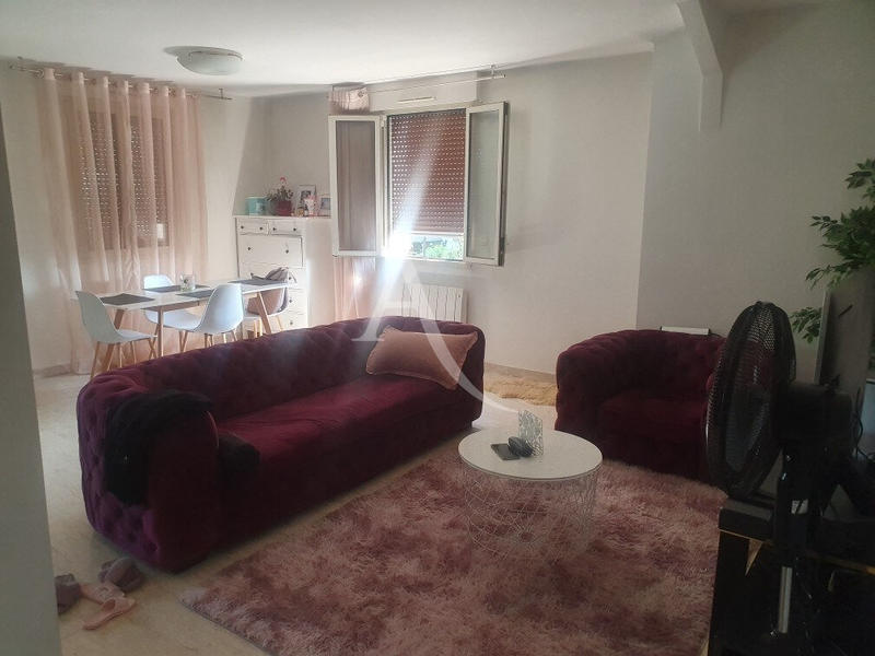 Immeuble - 8 pièces