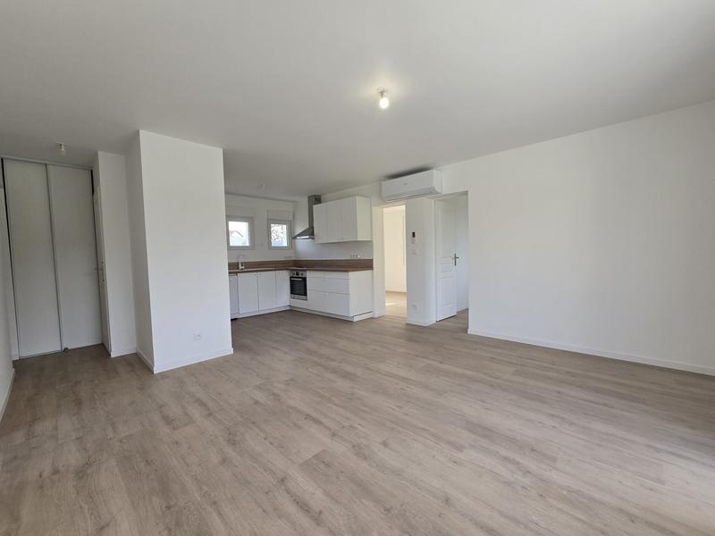 Maison - 64 m² - 4 pièces