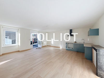 Maison - 120 m² - 6 pièces