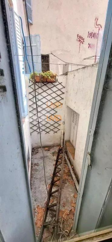 Local commercial - 68 m² - 5 pièces