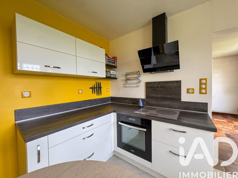 Maison - 95 m² - 5 pièces