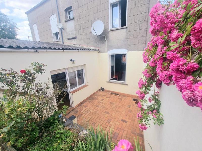 Maison - 161 m² - 7 pièces