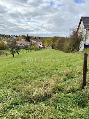 Terrain constructible - 700 m²