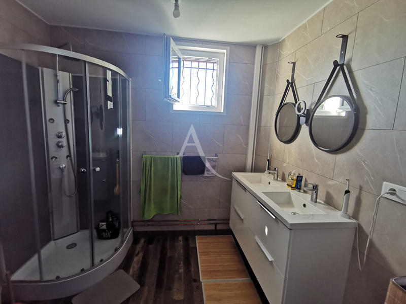 Maison - 123 m² - 5 pièces