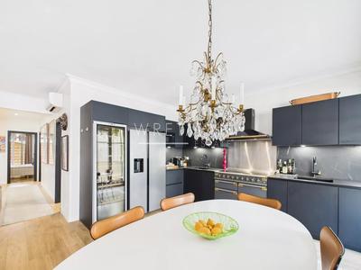 Appartement - 80 m² - 3 pièces