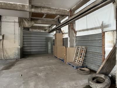 Entrepôt - 220 m²