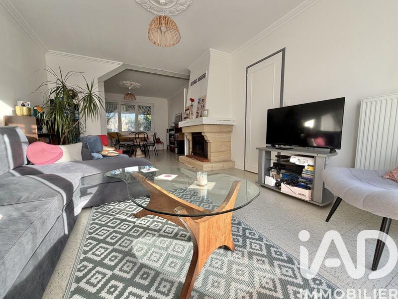 Maison - 90 m² - 4 pièces