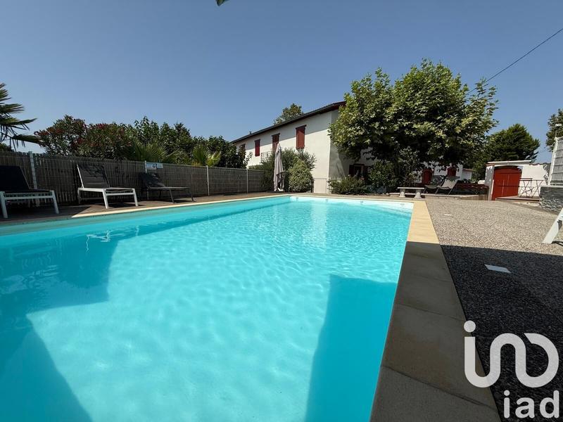 Maison de village - 385 m² - 14 pièces