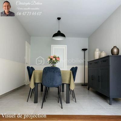 Maison traditionnelle - 85 m² - 5 pièces