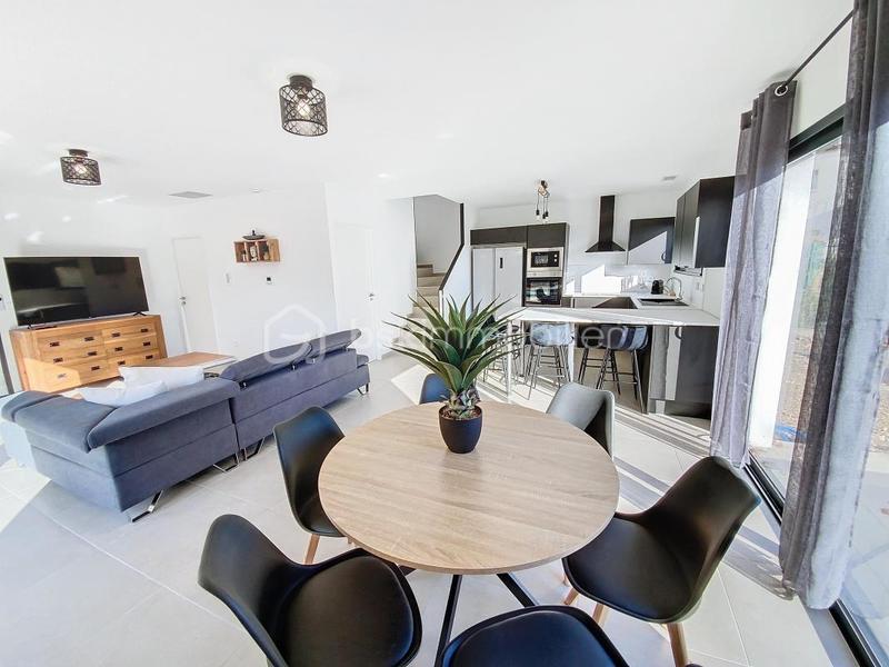 Maison - 114 m² - 5 pièces