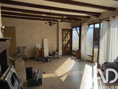 Maison - 229 m² - 7 pièces