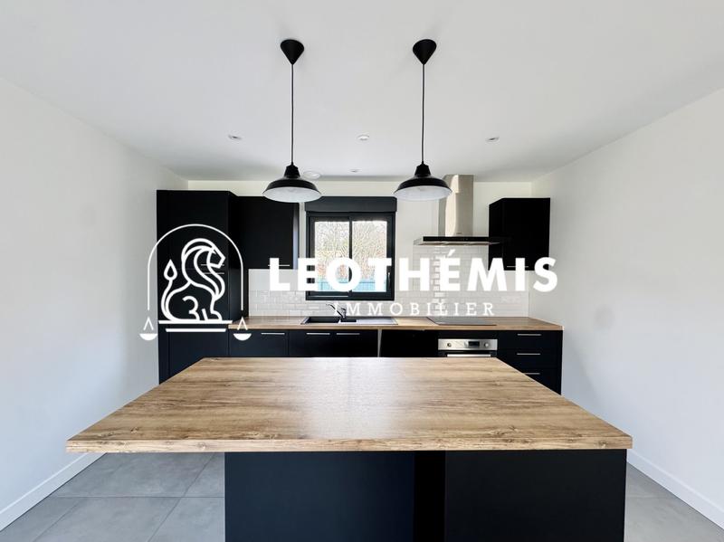 Maison - 111 m² - 5 pièces