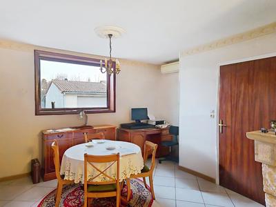 Maison - 136 m² - 6 pièces