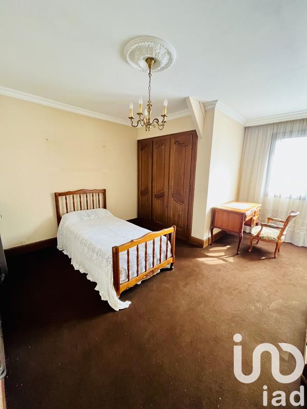 Maison - 140 m² - 6 pièces