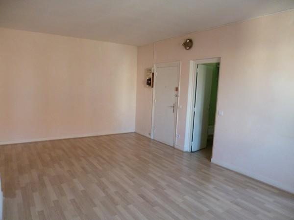 Studio - 28 m² - 1 pièce