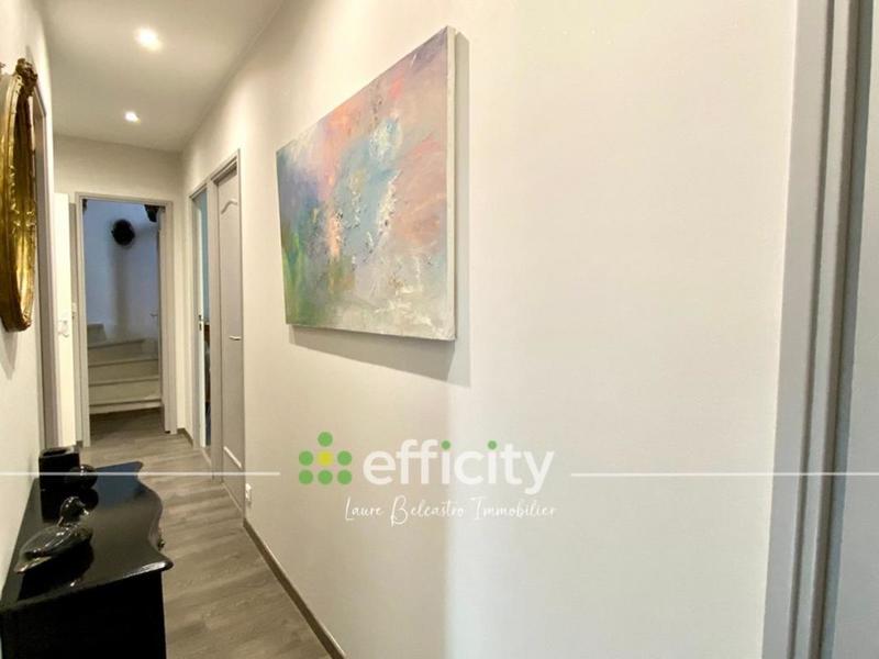 Maison - 160 m² - 8 pièces