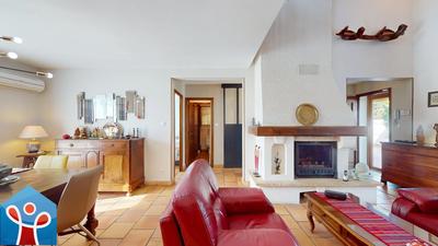 Maison - 111 m² - 5 pièces