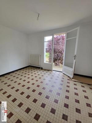 Maison traditionnelle - 189 m² - 7 pièces