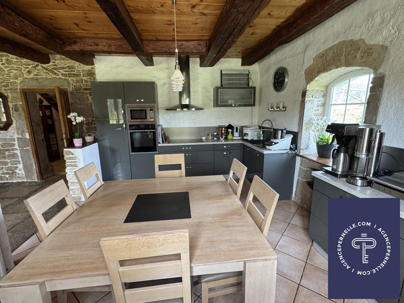 Ferme - 572 m² - 25 pièces