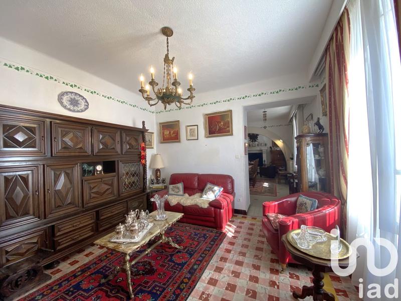 Maison - 212 m² - 8 pièces