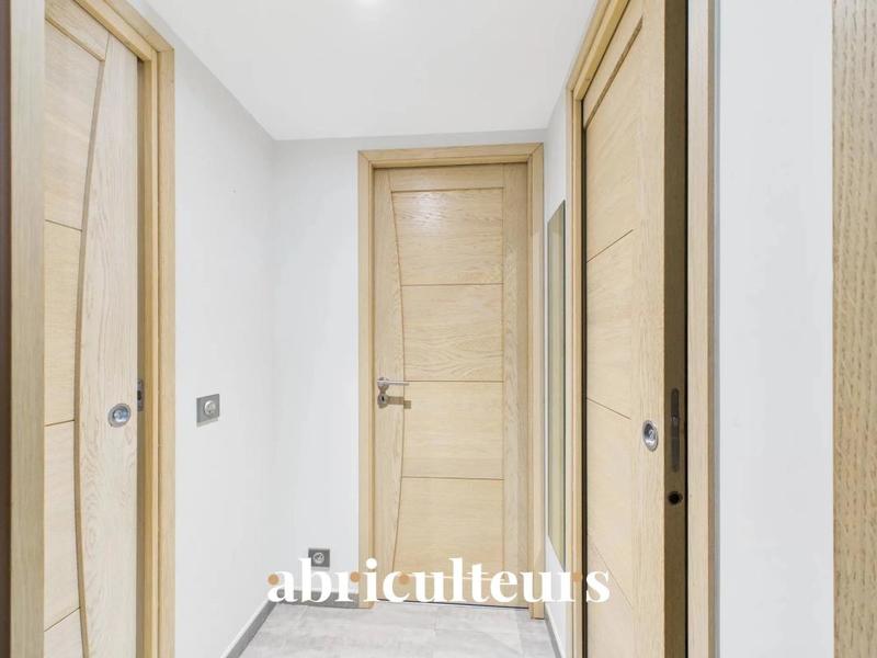 Appartement ancien - 84 m² - 4 pièces