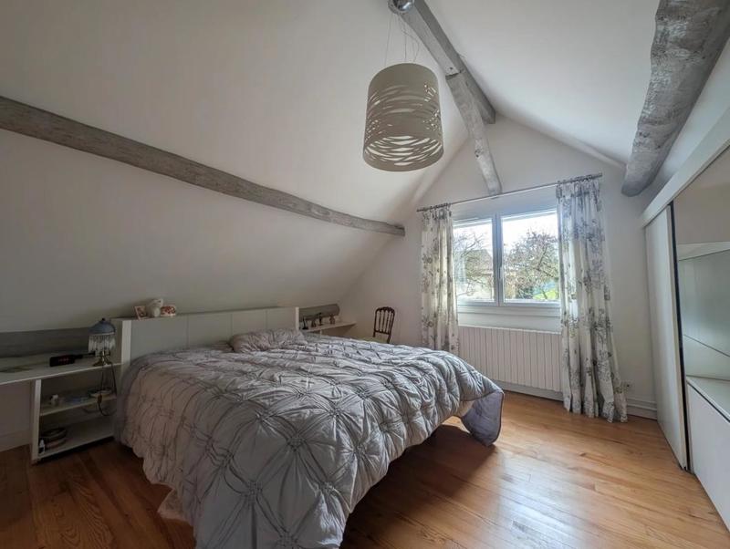 Maison - 137 m² - 6 pièces