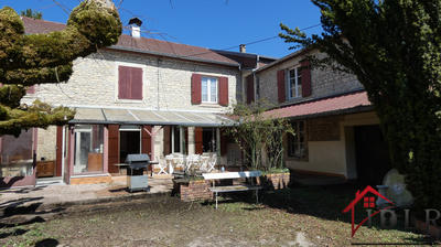 Propriété - 513 m² - 13 pièces
