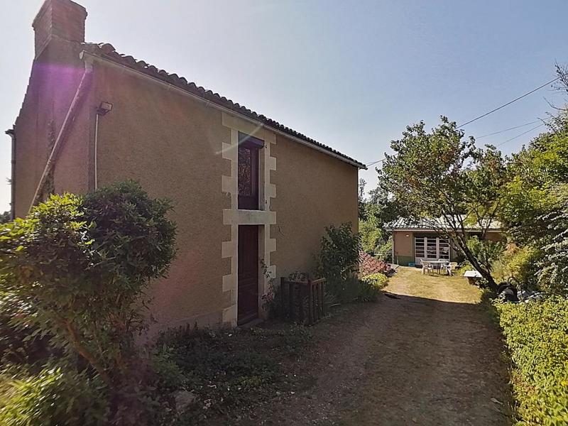 Maison - 148 m² - 6 pièces