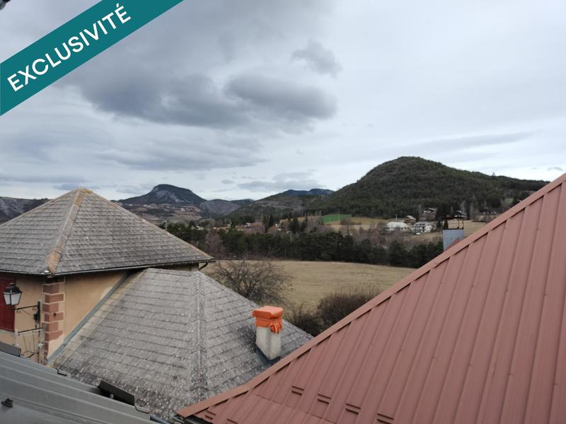 Appartement - 100 m² - 4 pièces