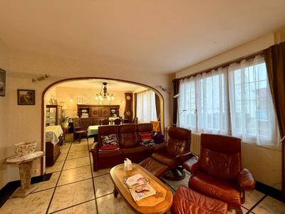 Maison - 178 m² - 7 pièces