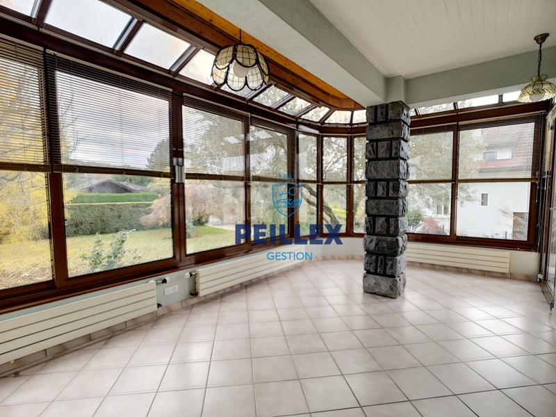 Maison - 122 m² - 6 pièces