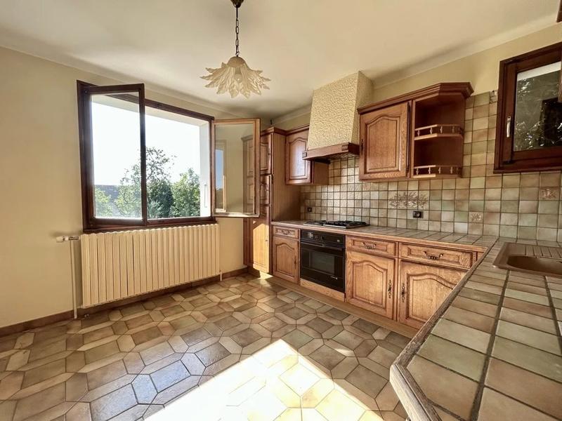 Appartement - 109 m² - 4 pièces