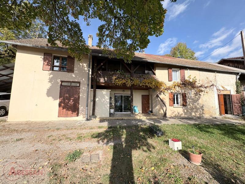 Maison - 93 m² - 4 pièces