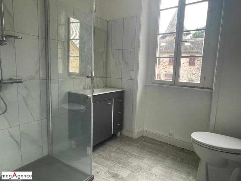 Maison en pierre - 114 m² - 5 pièces