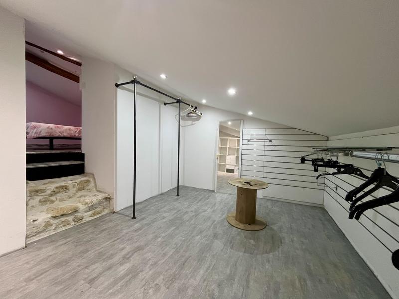 Maison - 190 m² - 6 pièces